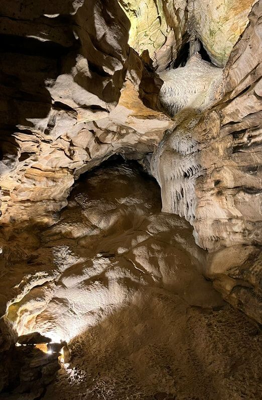 Flowstone cascade, Mark Twain Cave